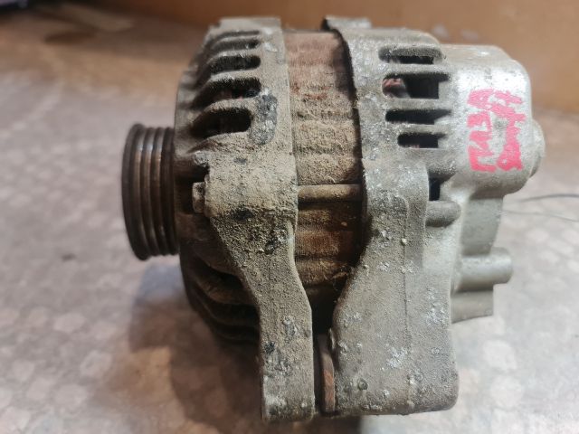 bontott SUZUKI SWIFT III Generátor