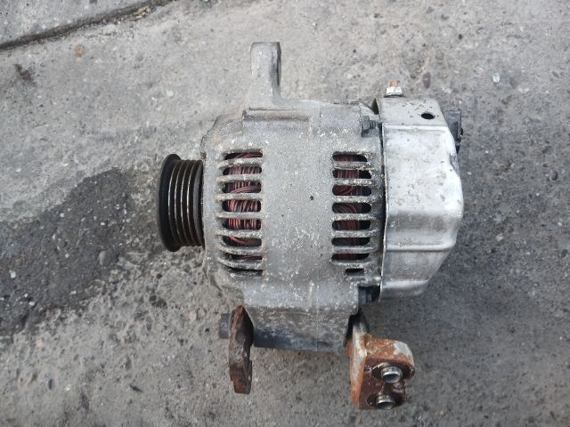 bontott SUZUKI SWIFT III Generátor