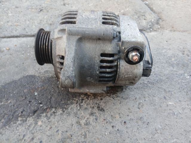 bontott SUZUKI SWIFT III Generátor