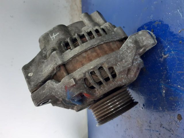 bontott SUZUKI SWIFT III Generátor