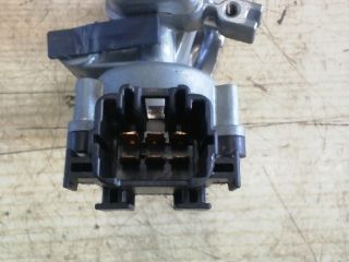 bontott SUZUKI SWIFT III Gyújtáskapcsoló Házzal