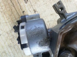 bontott SUZUKI SWIFT III Gyújtáskapcsoló Házzal