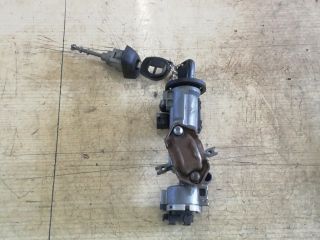 bontott SUZUKI SWIFT III Gyújtáskapcsoló Házzal