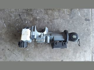bontott SUZUKI SWIFT III Gyújtáskapcsoló Házzal