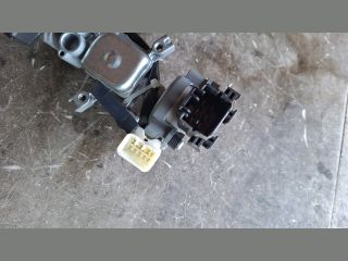 bontott SUZUKI SWIFT III Gyújtáskapcsoló Házzal