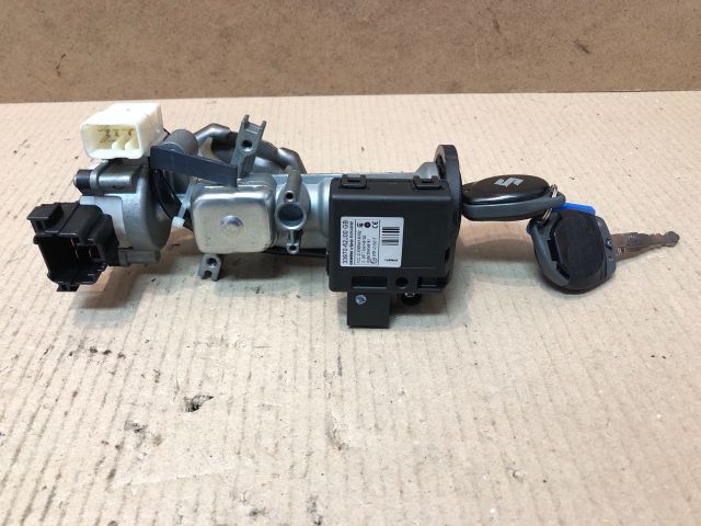 bontott SUZUKI SWIFT III Gyújtáskapcsoló