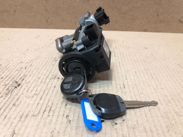 bontott SUZUKI SWIFT III Gyújtáskapcsoló