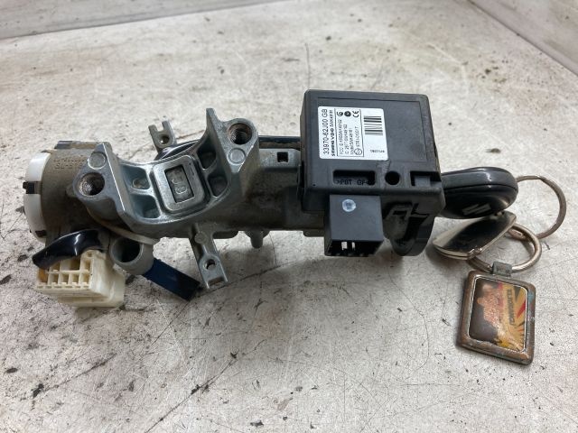 bontott SUZUKI SWIFT III Gyújtáskapcsoló