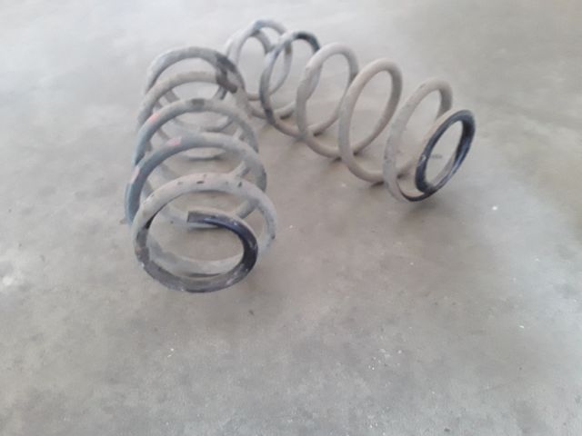 bontott SUZUKI SWIFT III Hátsó Rugó Pár