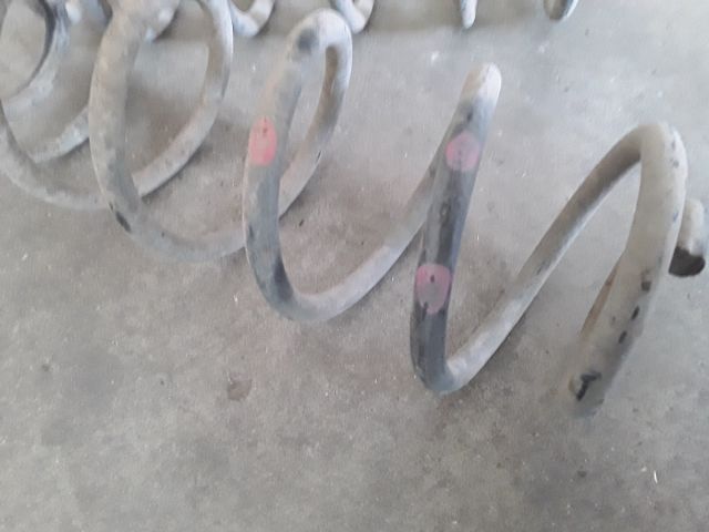 bontott SUZUKI SWIFT III Hátsó Rugó Pár