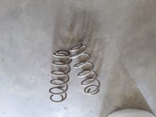 bontott SUZUKI SWIFT III Hátsó Rugó Pár