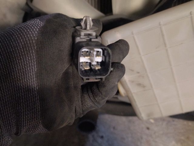 bontott SUZUKI SWIFT III Hűtő Ventilátor(ok), Radiátor(ok) Szett