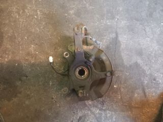 bontott SUZUKI SWIFT III Jobb első Csonkállvány Kerékaggyal