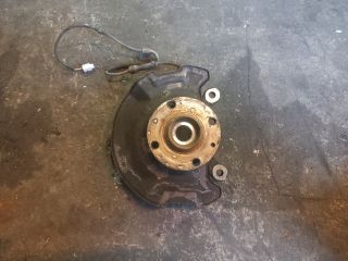 bontott SUZUKI SWIFT III Jobb első Csonkállvány Kerékaggyal