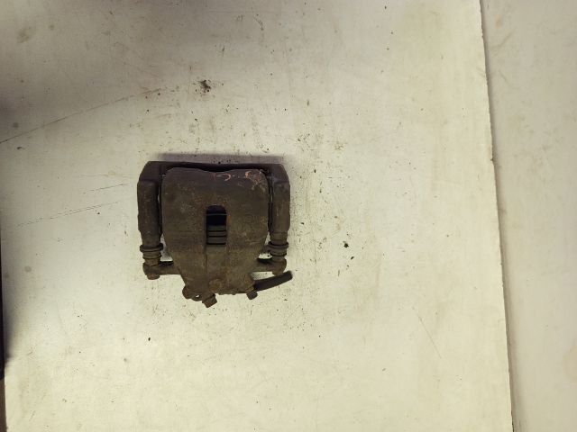 bontott SUZUKI SWIFT III Jobb első Féknyereg Munkahengerrel