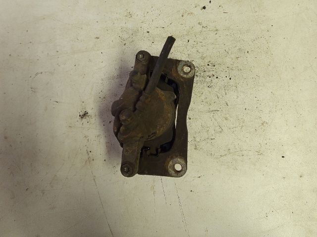 bontott SUZUKI SWIFT III Jobb első Féknyereg Munkahengerrel