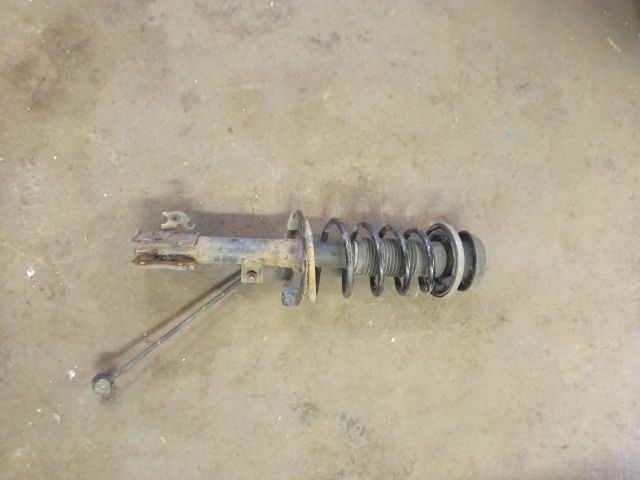 bontott SUZUKI SWIFT III Jobb első Gólyaláb (Lengécsillapító, Rugó)