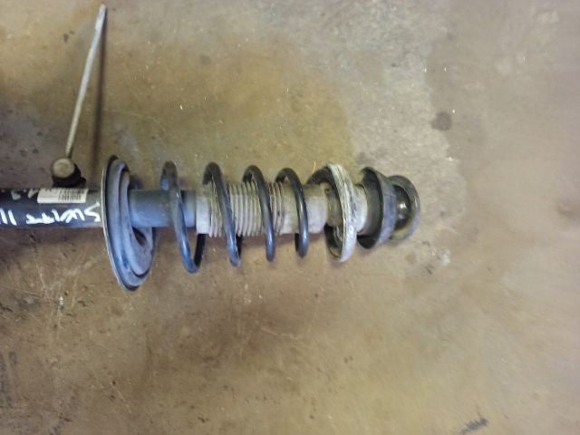 bontott SUZUKI SWIFT III Jobb első Gólyaláb (Lengécsillapító, Rugó)