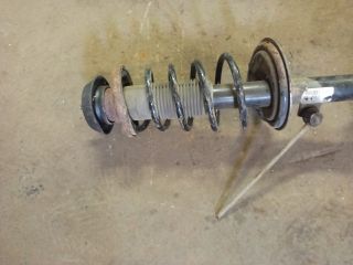 bontott SUZUKI SWIFT III Jobb első Gólyaláb (Lengécsillapító, Rugó)