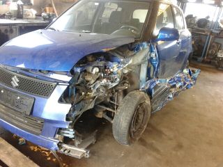 bontott SUZUKI SWIFT III Jobb első Kerékagy