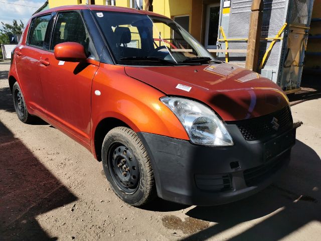 bontott SUZUKI SWIFT III Jobb első Lengőkar