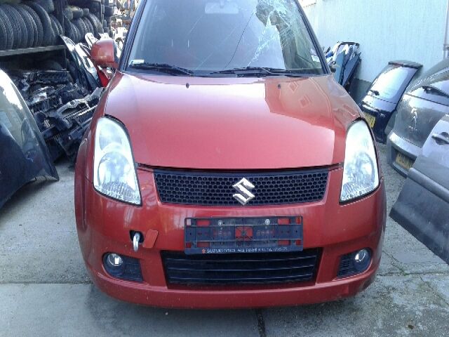 bontott SUZUKI SWIFT III Jobb első Rugó