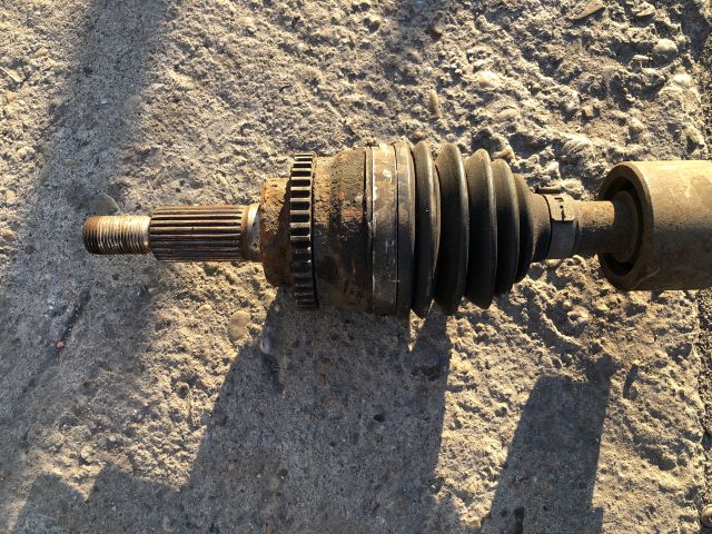 bontott SUZUKI SWIFT III Jobb Féltengely