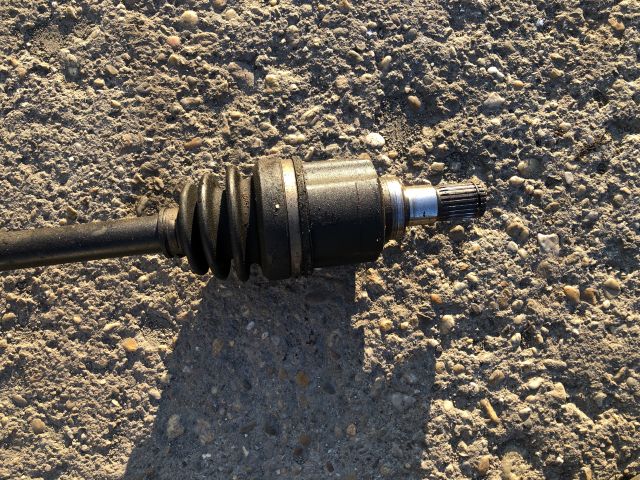 bontott SUZUKI SWIFT III Jobb Féltengely