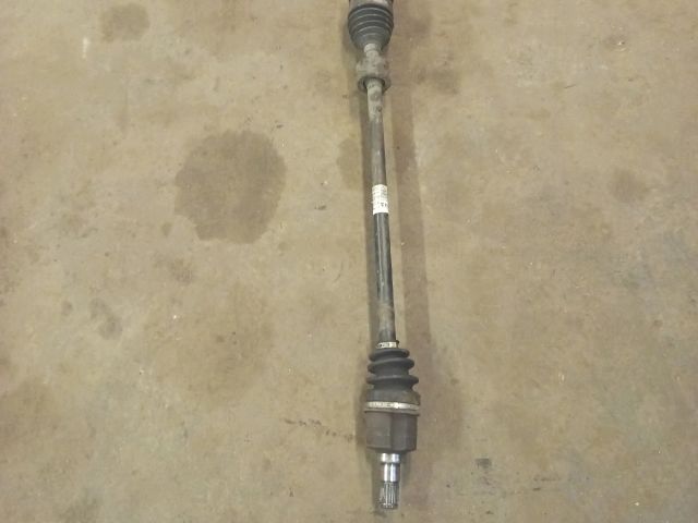 bontott SUZUKI SWIFT III Jobb Féltengely