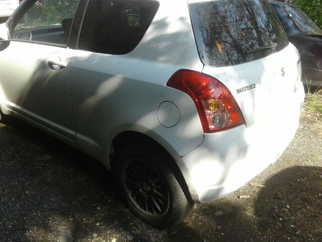 bontott SUZUKI SWIFT III Jobb hátsó Rugó