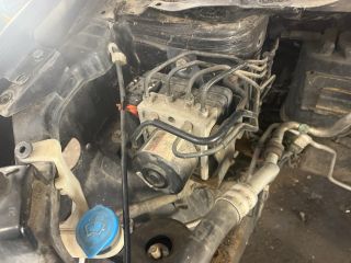 bontott SUZUKI SWIFT III Kiegyenlítő Tartály