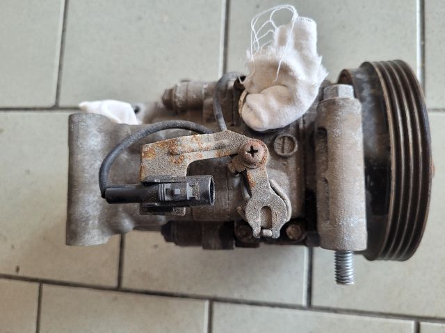 bontott SUZUKI SWIFT III Klímakompresszor