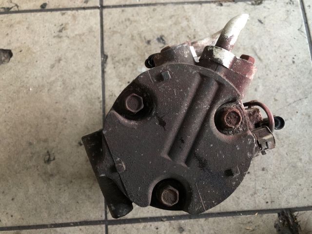 bontott SUZUKI SWIFT III Klímakompresszor