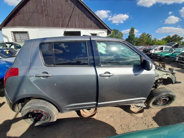 bontott SUZUKI SWIFT III Középső Kipufogó Dob