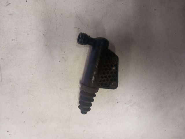 bontott SUZUKI SWIFT III Kuplung Munkahenger