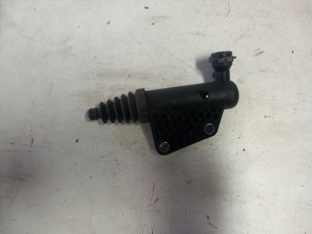 bontott SUZUKI SWIFT III Kuplung Munkahenger