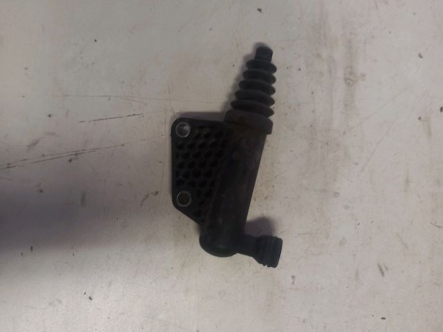 bontott SUZUKI SWIFT III Kuplung Munkahenger