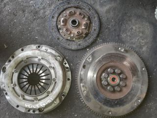 bontott SUZUKI SWIFT III Kuplung Szett Lendkerékkel