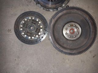 bontott SUZUKI SWIFT III Kuplung Szett Lendkerékkel