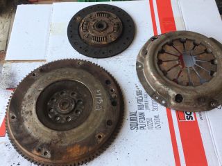 bontott SUZUKI SWIFT III Kuplung Szett Lendkerékkel