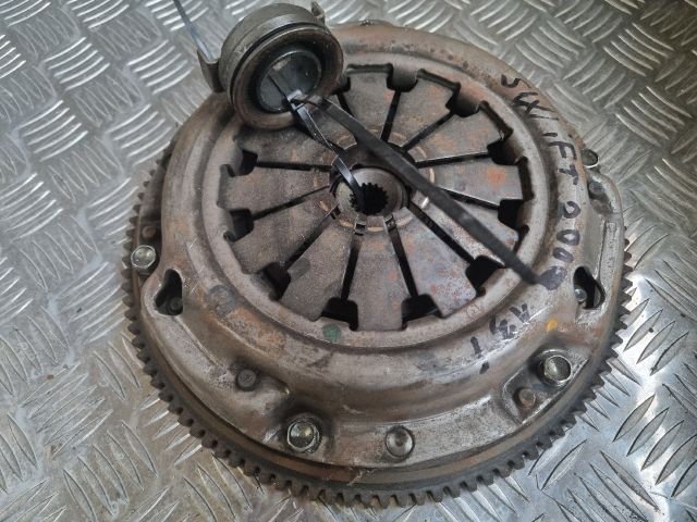 bontott SUZUKI SWIFT III Kuplung Szett Lendkerékkel