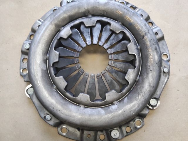 bontott SUZUKI SWIFT III Kuplung Szett (Szerkezet, Tárcsa)