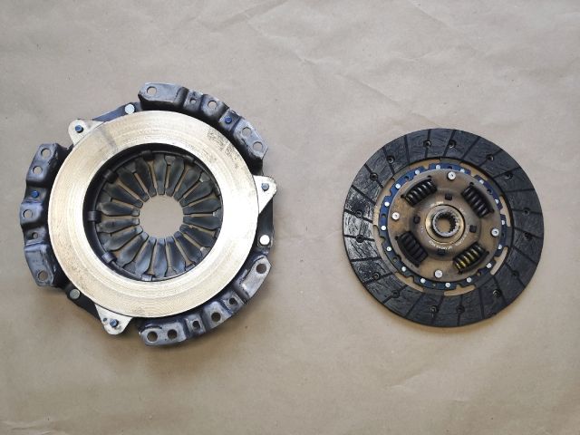 bontott SUZUKI SWIFT III Kuplung Szett (Szerkezet, Tárcsa)