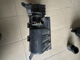 bontott SUZUKI SWIFT III Légszűrő Ház