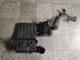 bontott SUZUKI SWIFT III Légszűrő Ház