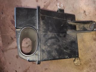 bontott SUZUKI SWIFT III Légszűrő Ház