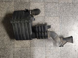 bontott SUZUKI SWIFT III Légszűrő Ház