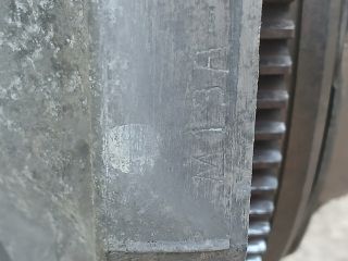 bontott SUZUKI SWIFT III Motor (Fűzött blokk hengerfejjel)