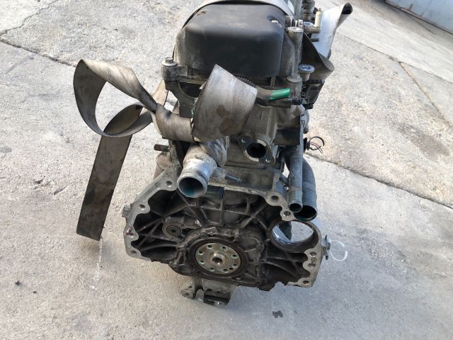 bontott SUZUKI SWIFT III Motor (Fűzött blokk hengerfejjel)