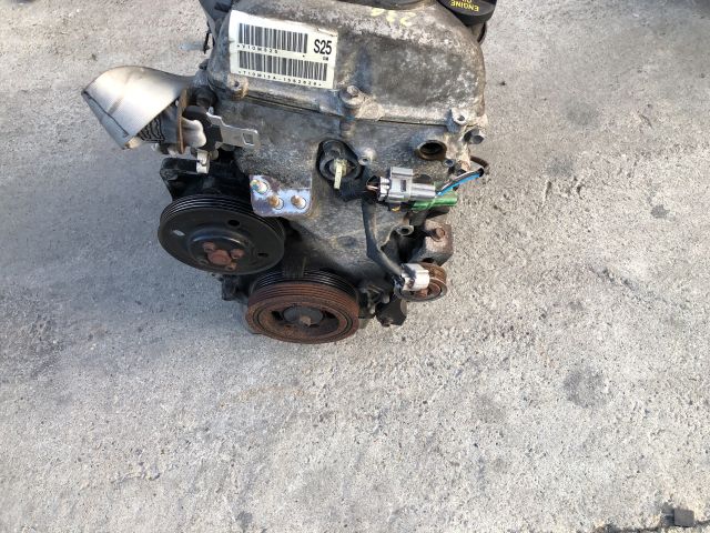 bontott SUZUKI SWIFT III Motor (Fűzött blokk hengerfejjel)